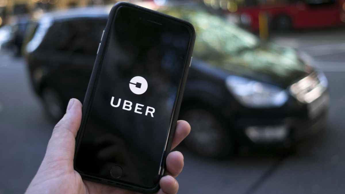 Uber се съгласи да изплати $ 178 милиона на австралийски таксиметрови шофьори