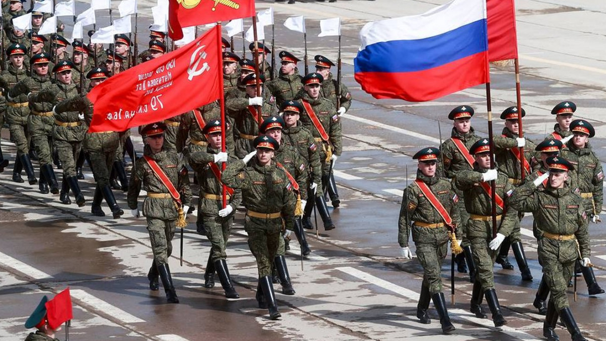 Руската армия предвижда отделни части за войници с ХИВ