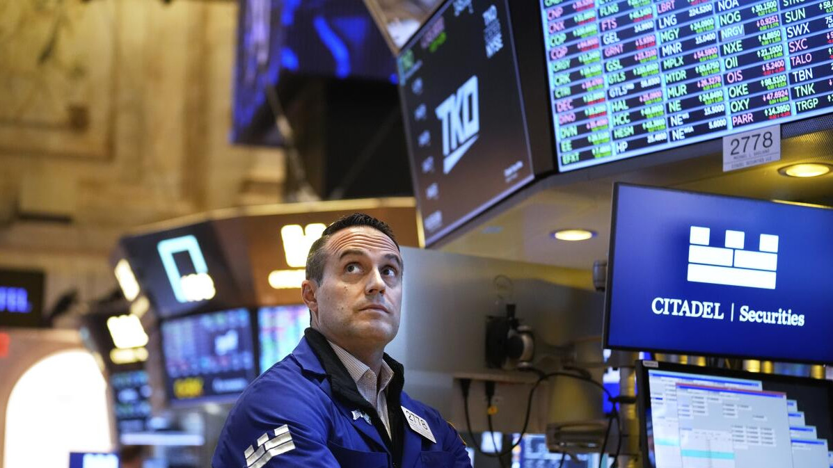 Икономиката на еврозоната отново расте, но не и с помощта на производството