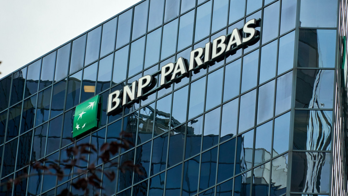 Франция отказва да разкре кои банки държат замразени руски активи