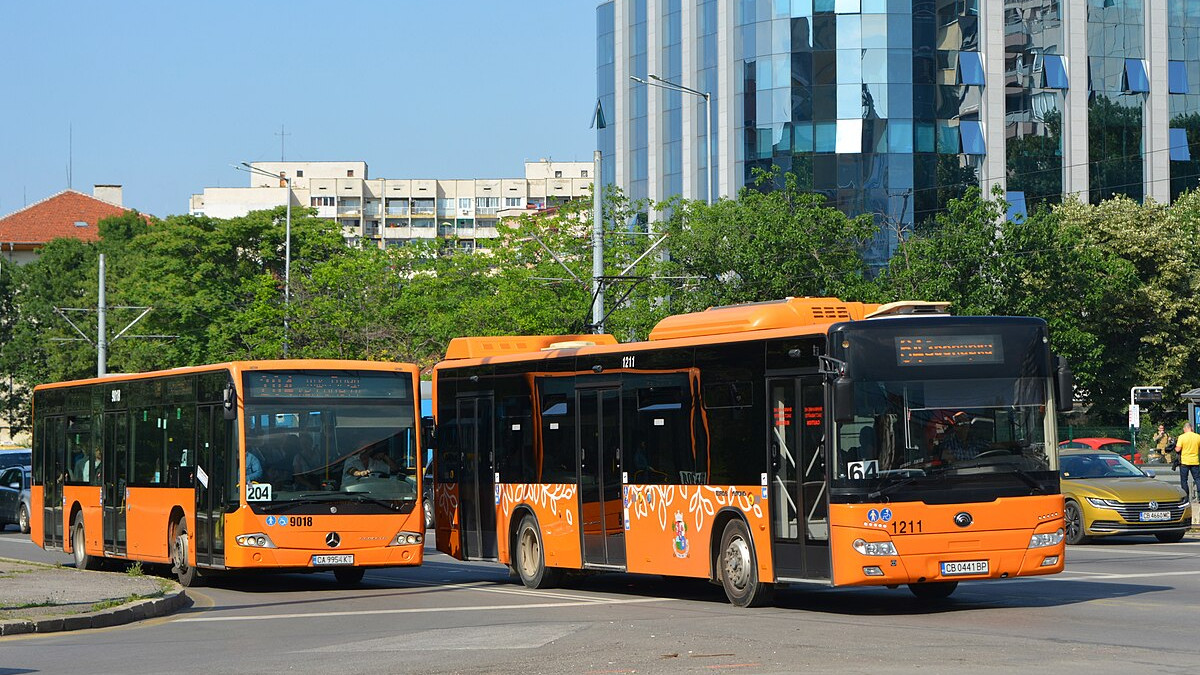 Столичани с карти за градския транспорт ползват 6 допълнителни дни
