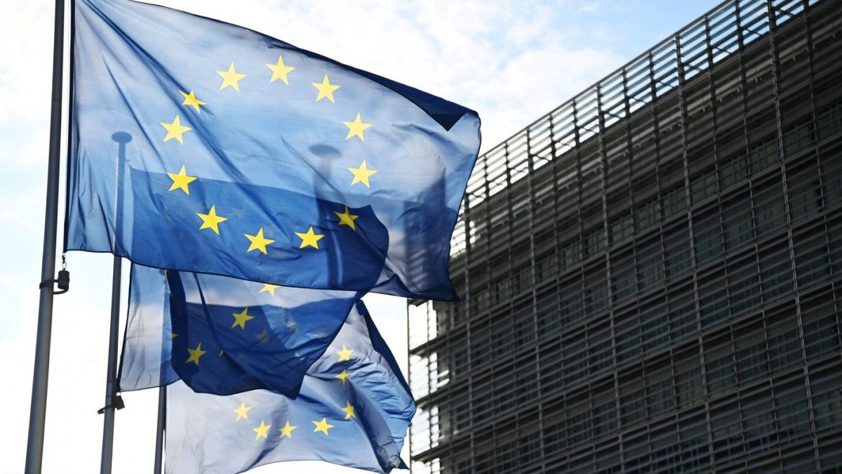 Първият транш от кредита на ЕС за Киев ще се предостави през първата половина на 2026 г.