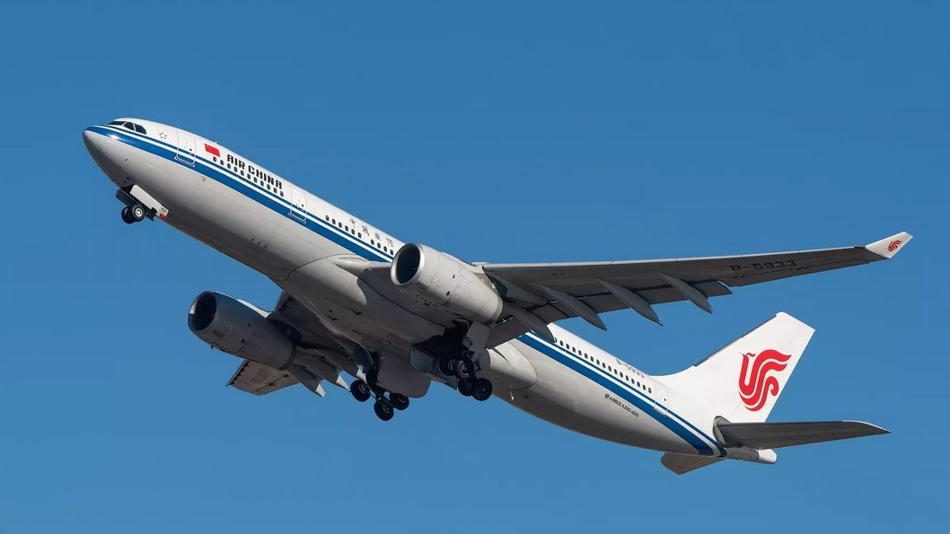 Хуманоидни роботи ще сглобяват самолети Airbus