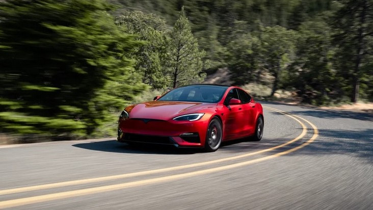 Tesla се отказва от Model S и Model X