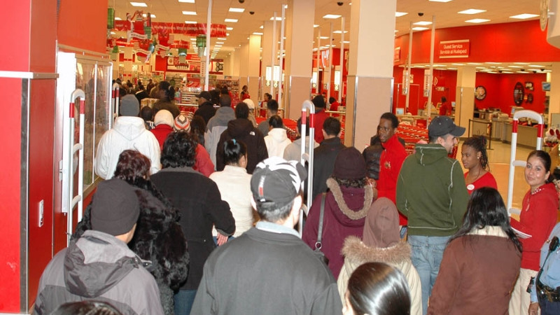 “Старата цена” в евро при намаления заблуждава потребителите и нарушава закона