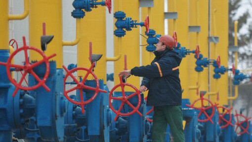 Борсовите цени на газа в Европа леко се понижават