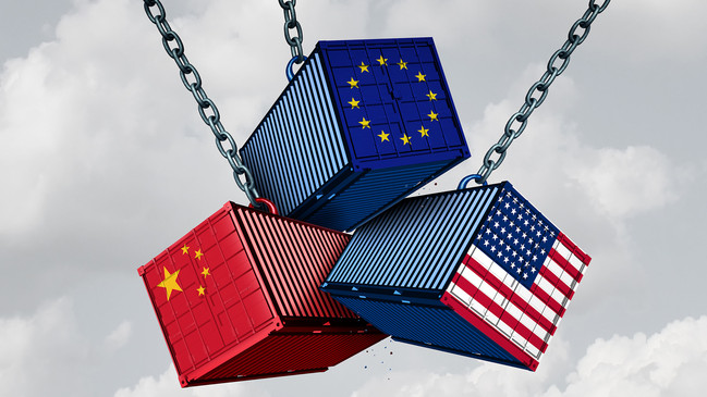 Солиден търговски излишък в еврозоната и ЕС за миналата година