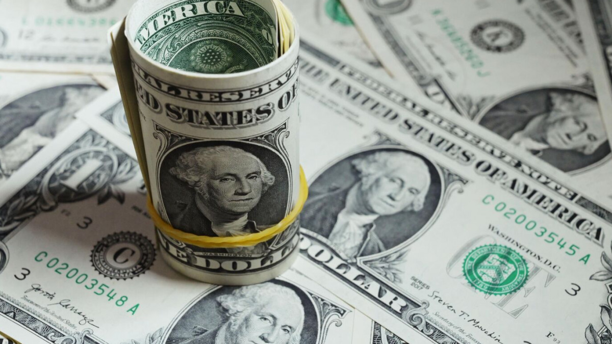 Кои валути са поскъпнали най-много спрямо долара от началото на годината