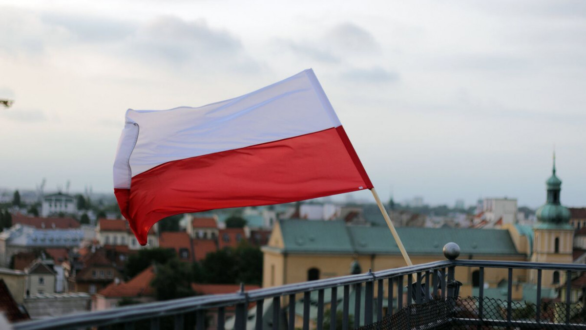 В Полша падна неидентифициран летящ обект