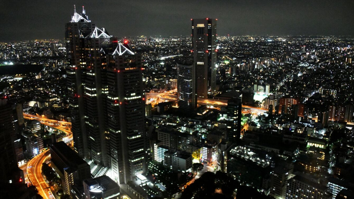 САЩ и Япония обсъждат създаването на завод за производство на дисплеи