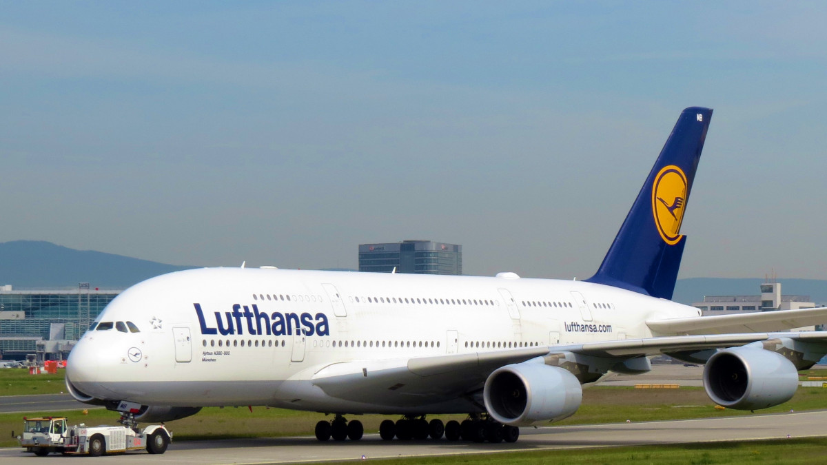 Обезщетения за отменените полети заради стачката на служители на Lufthansa