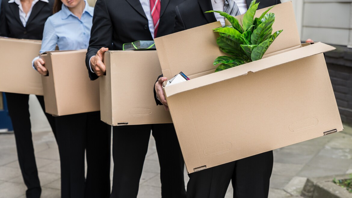 Технологичният сектор намалява работните места