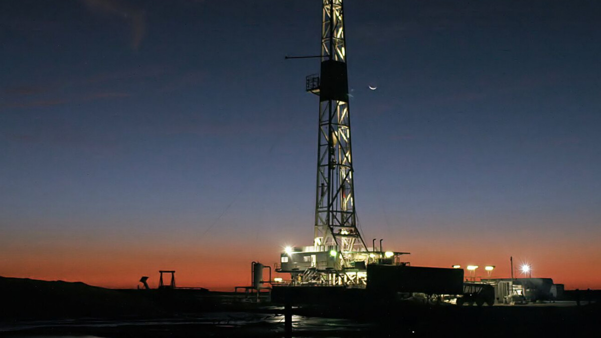 Броят на сондажните установки в света е намалял през март с 5 %