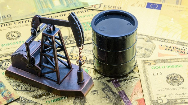 Петролният пазар се стабилизира, очаквайки удължаване на примирието между САЩ и Иран
