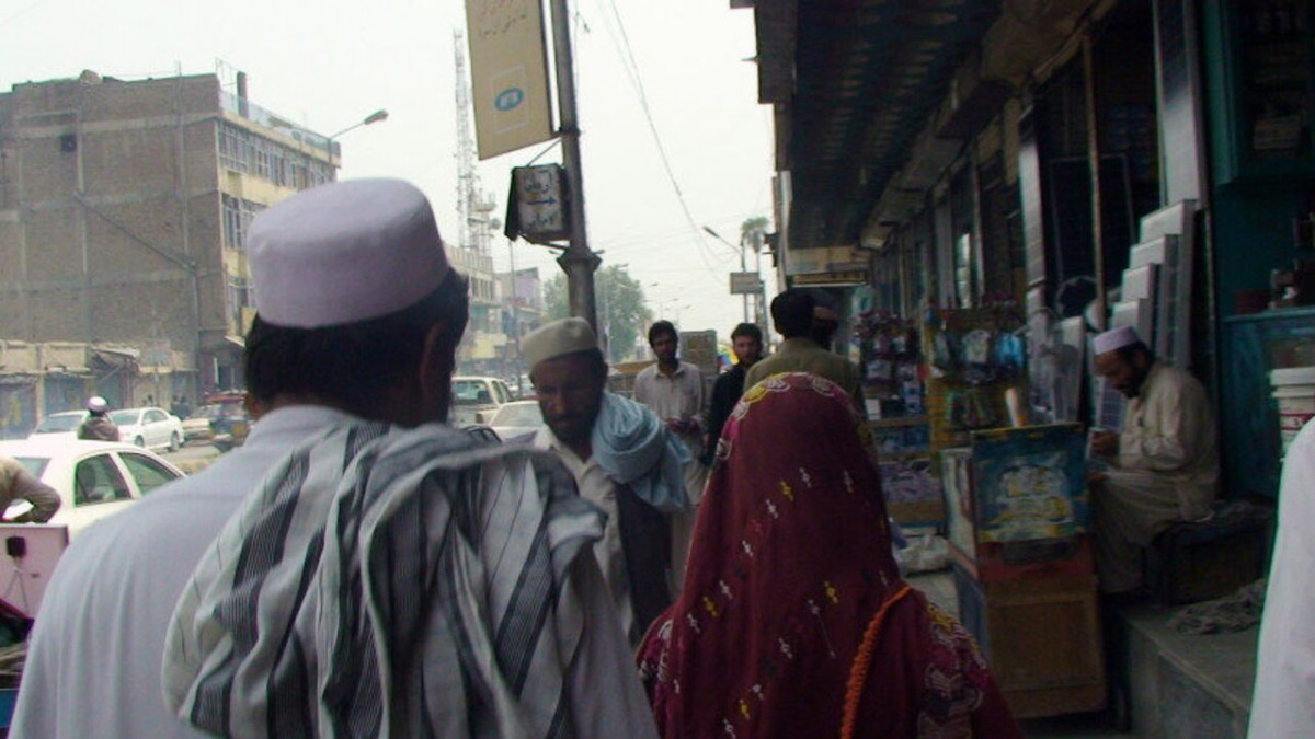 В Афганистан издадоха указ, регулиращ уличната търговия в градовете