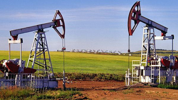 Цената на петрола Brent надхвърли 93 долара за барел