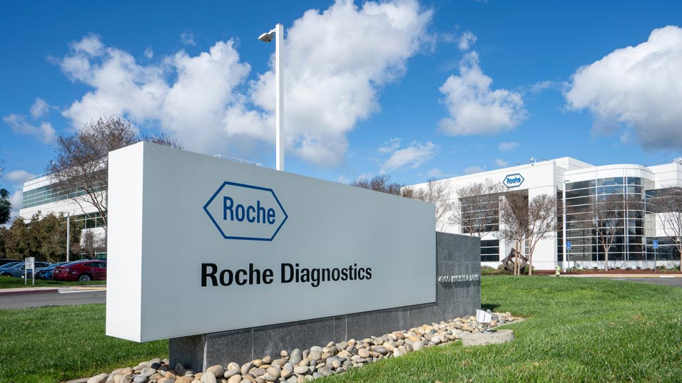 Фармацевтичният гигант Roche залага на изкуствения интелект