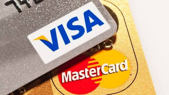 Във Великобритания ще съдят Visa и Mastercard за £ 5 милиарда
