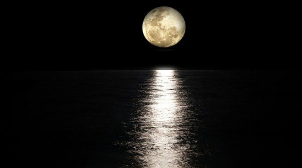 Учените потвърдиха: Има вода на Луната