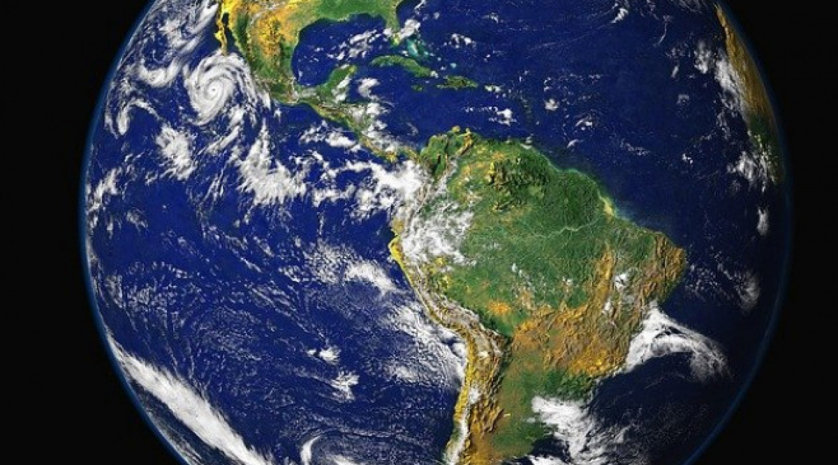 НАСА съобщи за гигантска аномалия над Земята