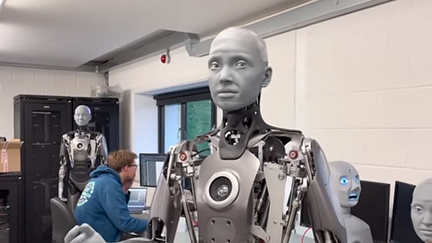 Уникален робот демонстрира мимики като на човек