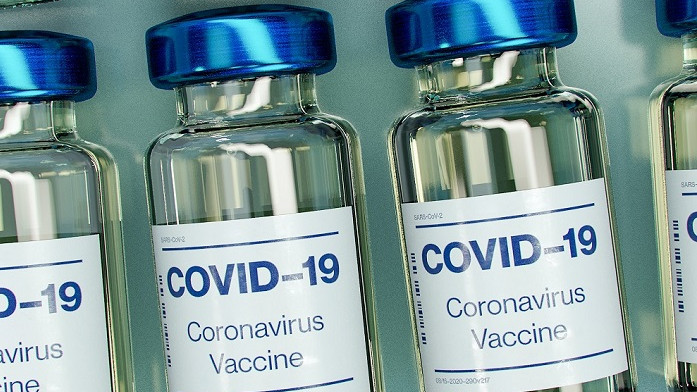 Германия създава центрове за ваксинация от декември