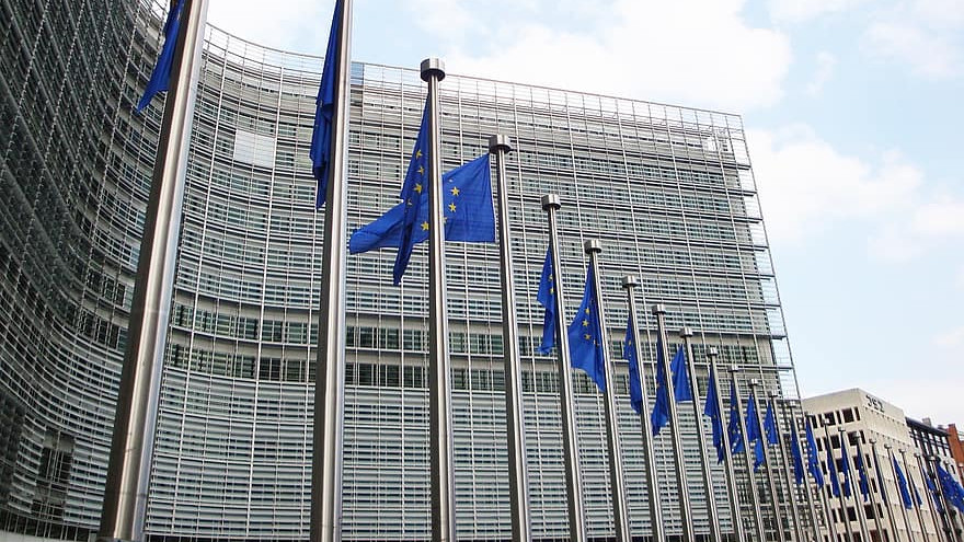 Европейската комисия прецизира идеята си за сертификат за пътуване