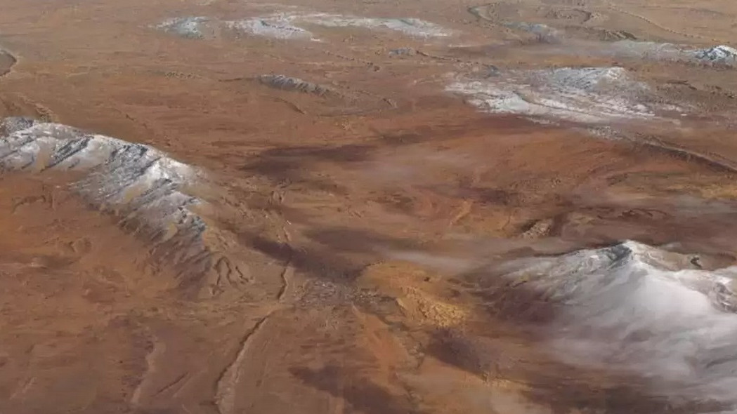 Капризите на природата: В най-голямата пустиня в света падна сняг