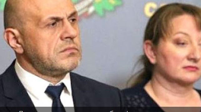 Министър Деница Сачева: Не приемаме нито една от критиките на президента