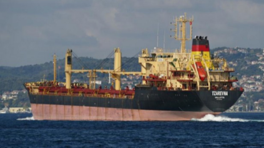 Изясняват инцидент със смъртен случай на моторен кораб „Царевна“ край Варна