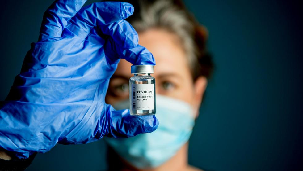 Европейският съюз премина прага от 300 милиона ваксинации срещу COVID-19