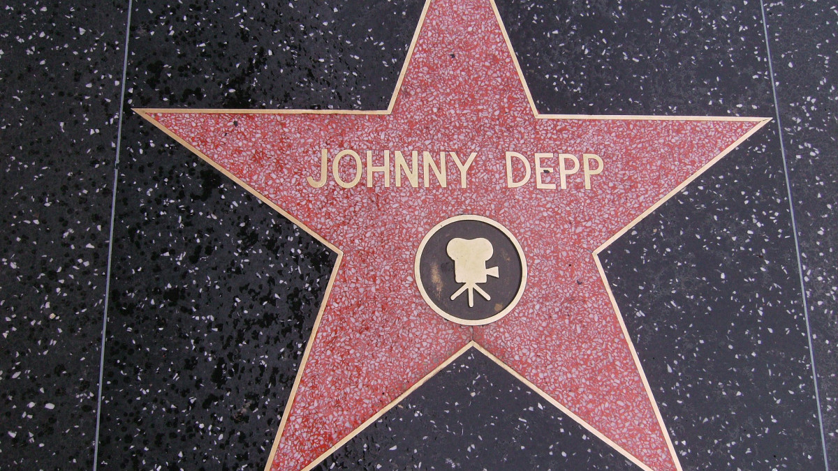 Джони Деп няма да участва във „Фантастични животни и къде да ги намерим"