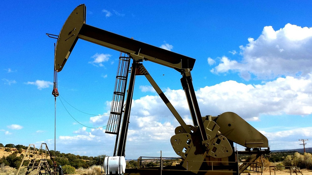 Цените на петрола се възстановиха заради новите стимули в САЩ