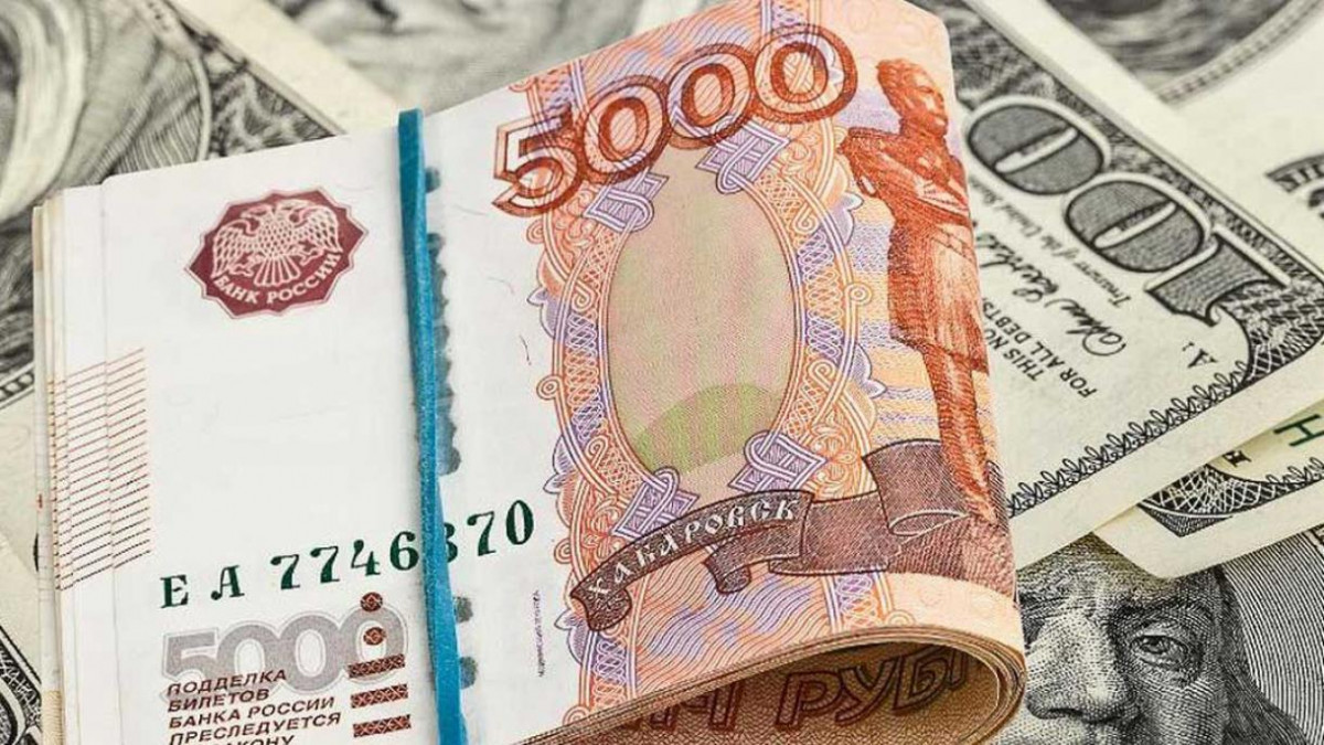 Руснаци масово продават имотите си в Крим на фона на черния валутен пазар