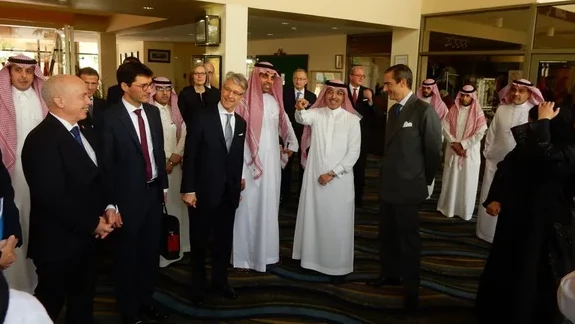 Швейцария и Саудитска Арабия планират борсово сътрудничество