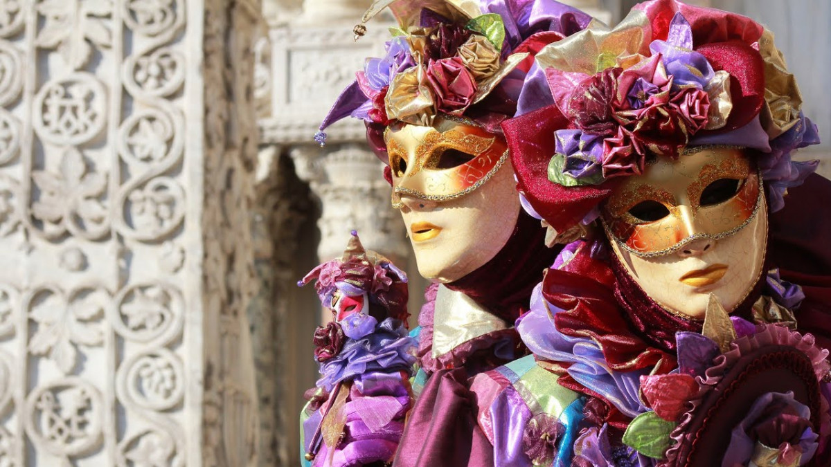 Карнавалът във Венеция за първи път се провежда онлайн