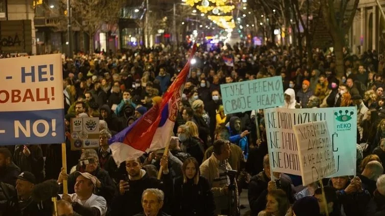Сърбите протестират срещу разработването на литиеви мини