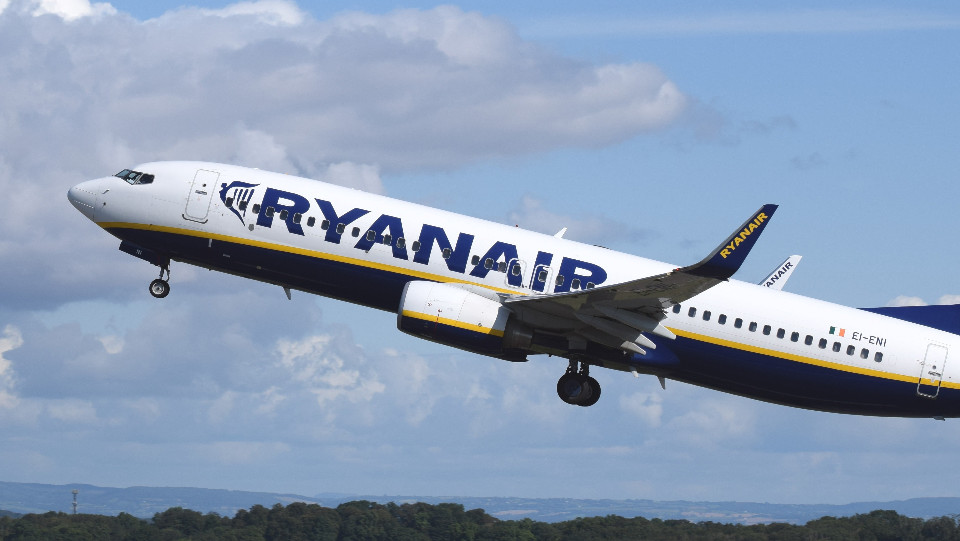Ryanair няма да възстановява суми за полети през ноември