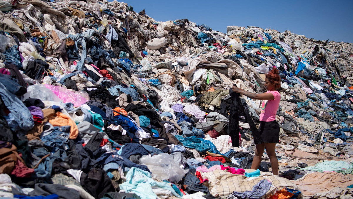 Пустинята Атакама се превърна в гробище за дрехи