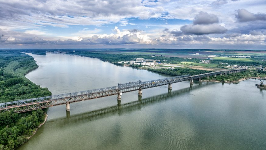 Възобновява се фериботът между Русе и Гюргево