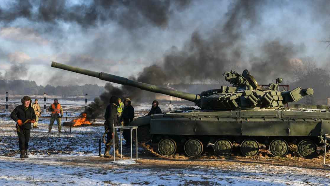 Руските сили атакуват големи градове в Украйна (обзор)