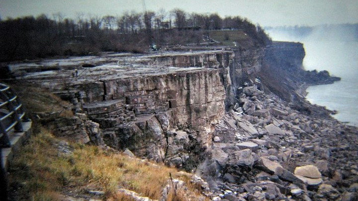 Да измениш хода на историята: Как и защо спират Ниагарския водопад през миналия век