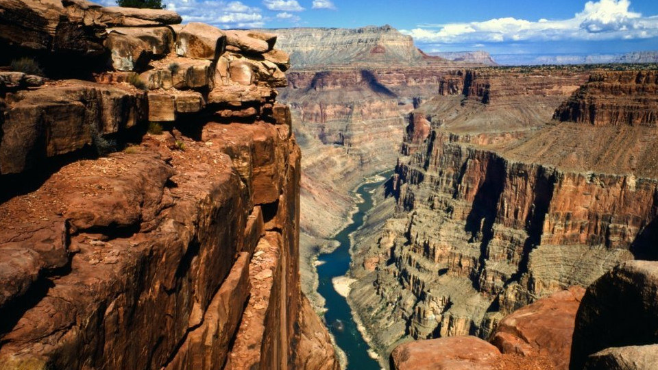 Опасни места: Кои национални паркове в САЩ са най-страховити