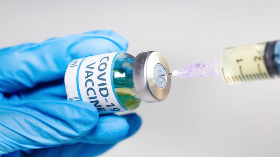 Увеличават ли ваксинациите риска от развитие на COVID?