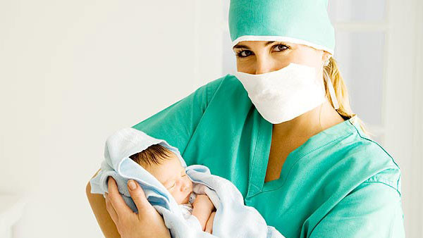 През  2021 година в България са се родили 58 395 бебета