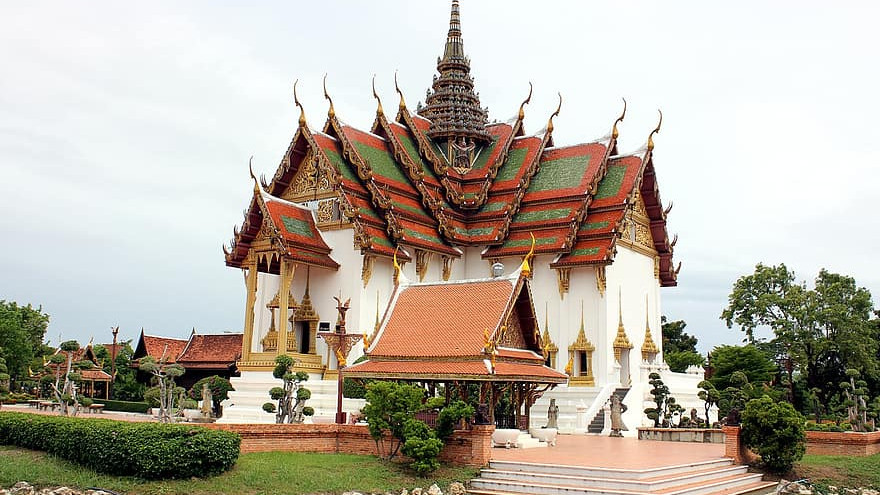 Кралският съвет на Тайланд обяви преименуването на Банкок на Крунг Тхеп Маха Накхон