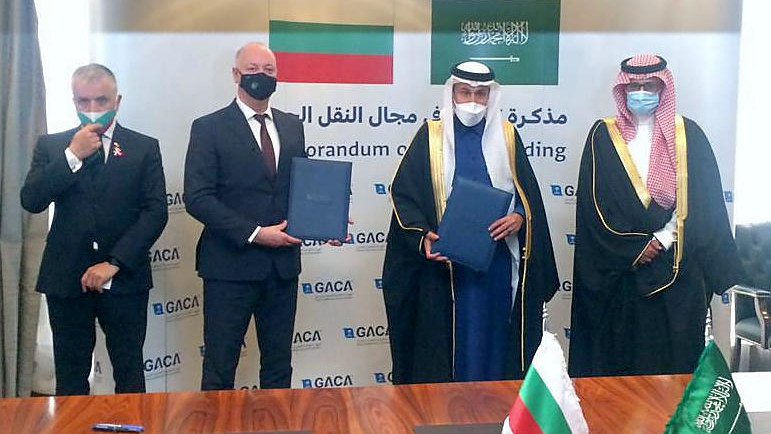 Подписана e спогодба за въздушен транспорт с Кралство Саудитска Арабия