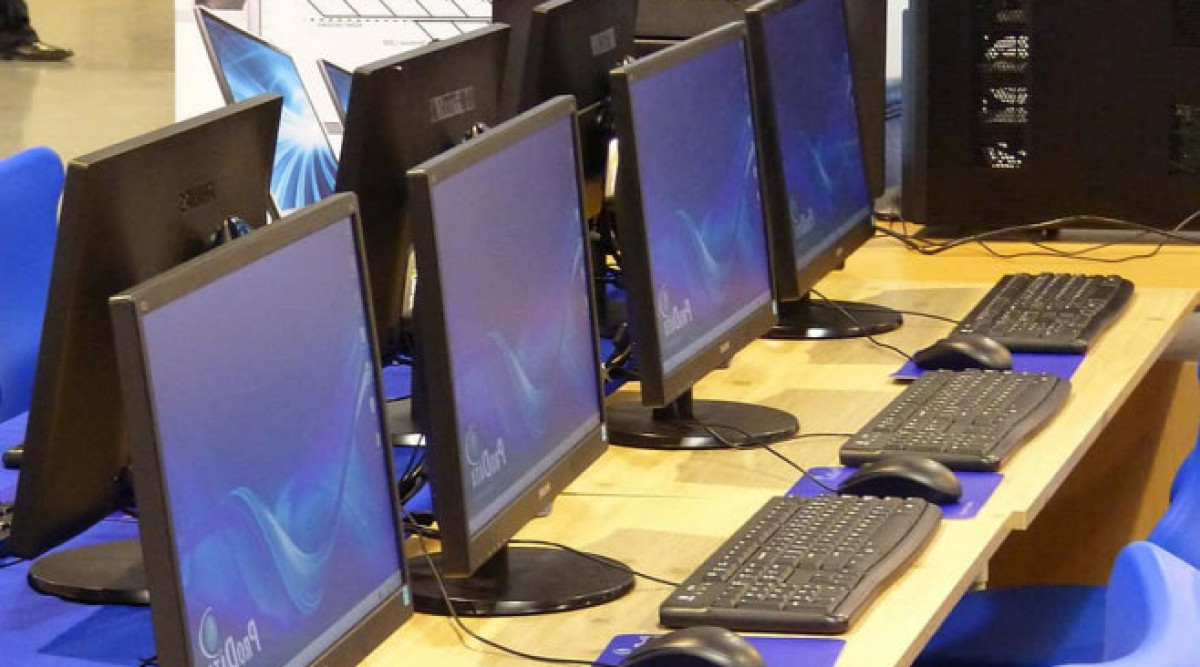В Русия предлагат компютрите да са със софтуер родно производство