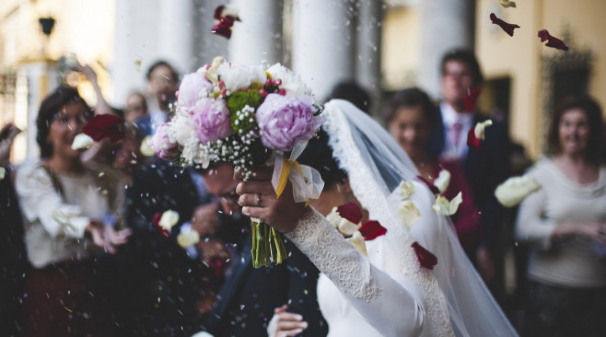 Сватбената индустрия губи милиарди и може да се възстановява с години