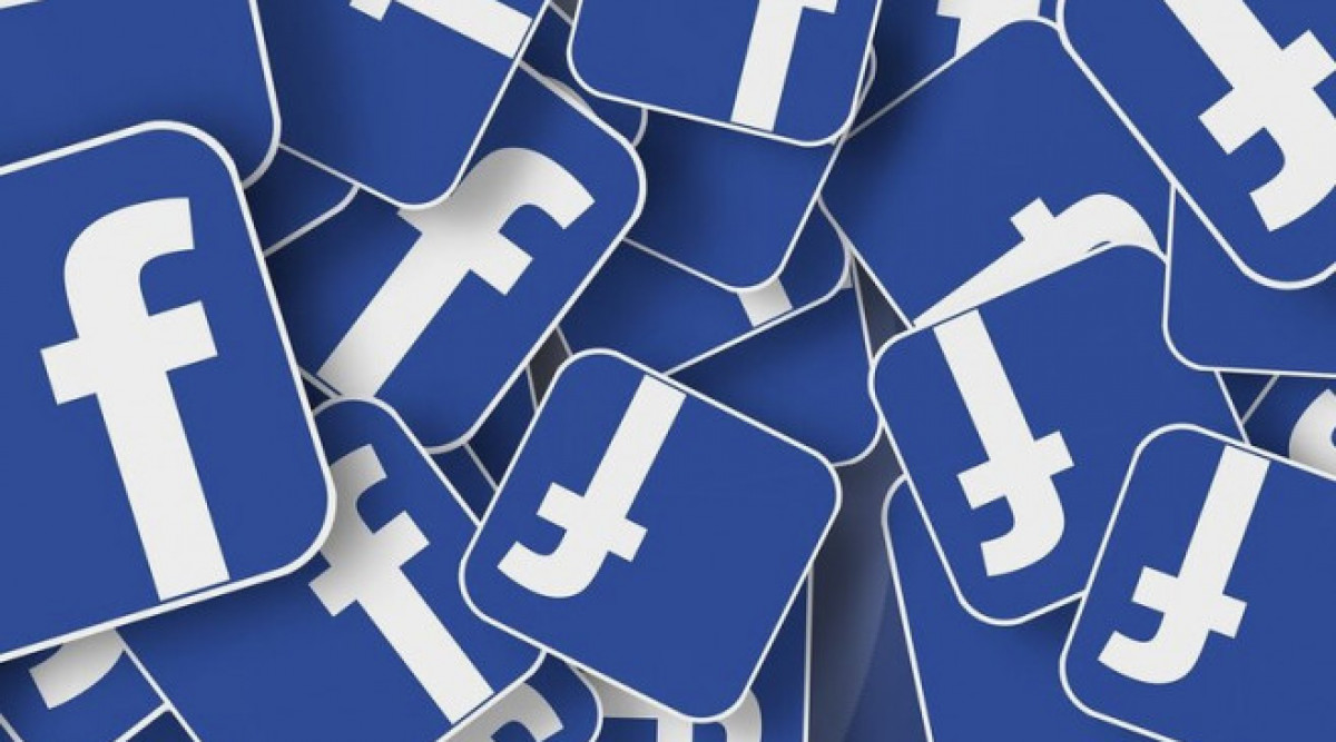 Facebook съди две компании заради фалшиви харесвания в Instagram